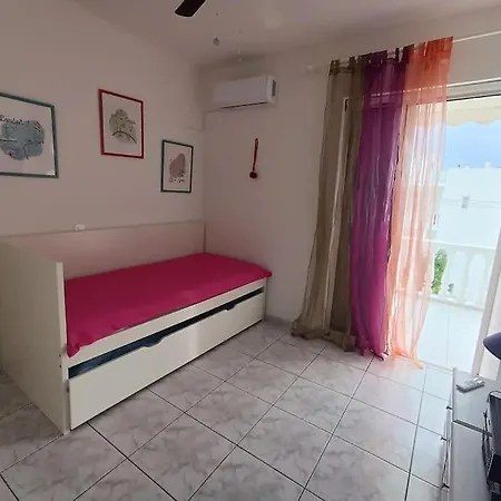 Poppy's Akrata Apartment Paralia Akratas